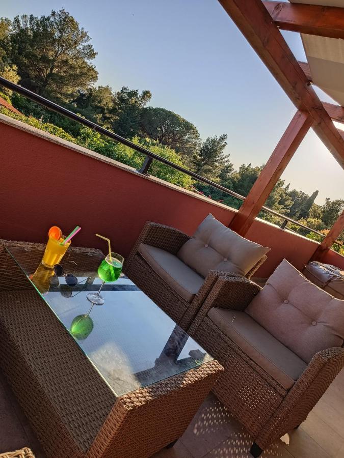Appartamento Apartman Brigita Biograd Na Moru Esterno foto