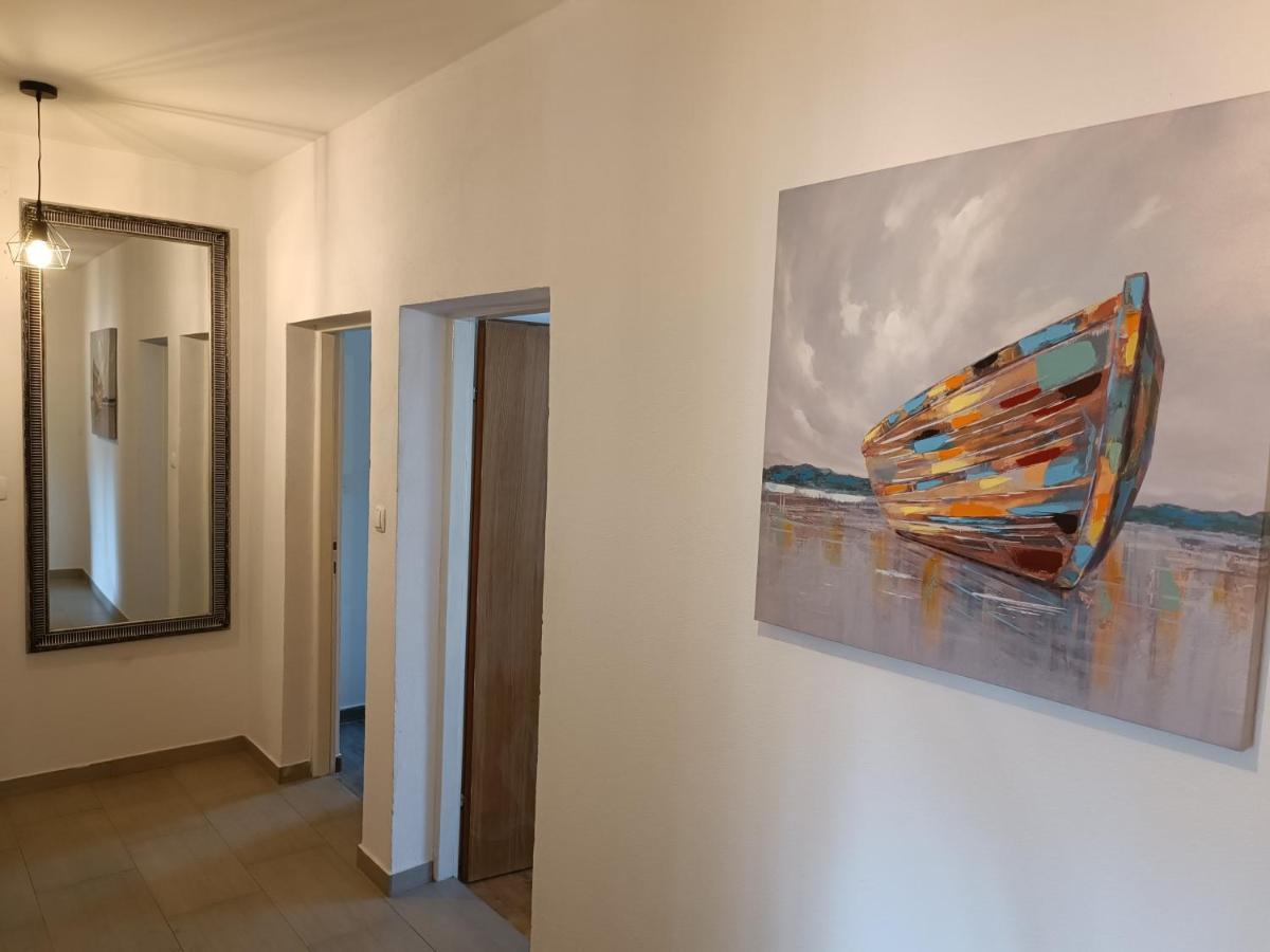 Appartamento Apartman Brigita Biograd Na Moru Esterno foto