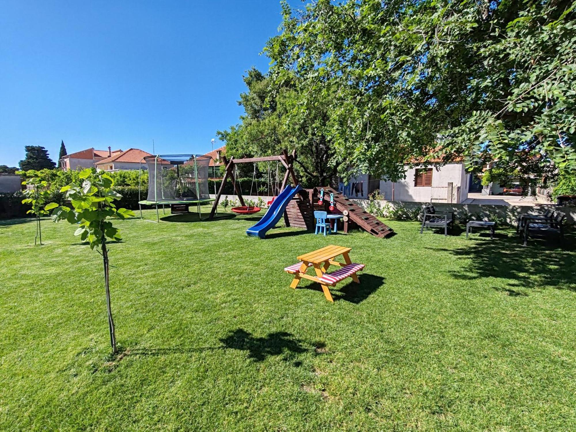 Appartamento Apartman Brigita Biograd Na Moru Esterno foto